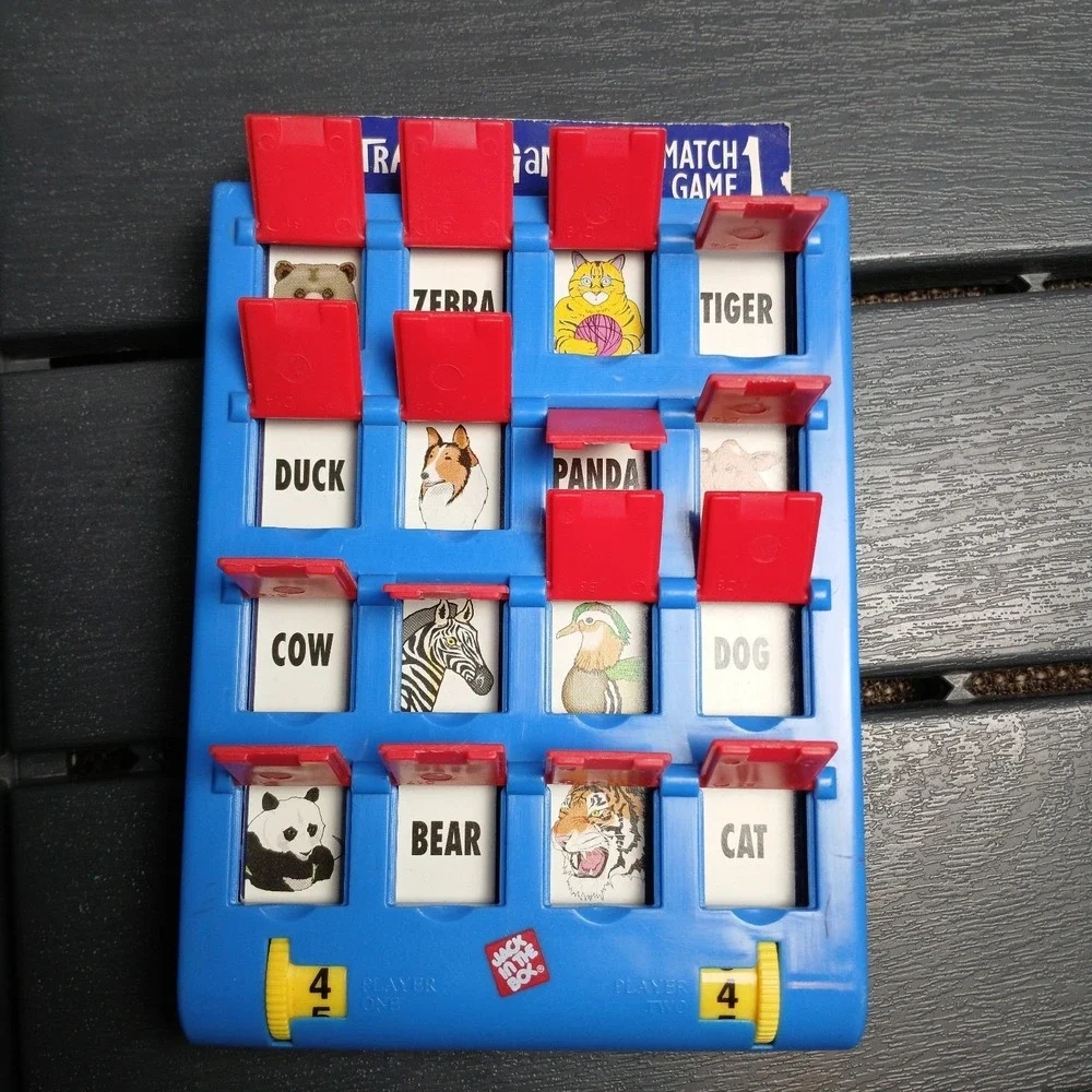 Jack in The Box Kids Meal TRAVEL GAMES Toys 2000 Match‎ Game 1, 2 - ZC